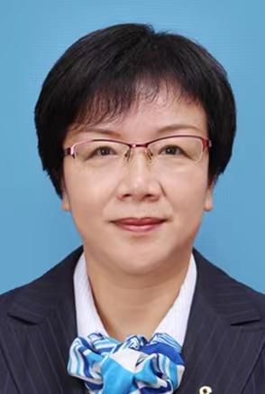 咸陽子公司 -- 黃亞菲